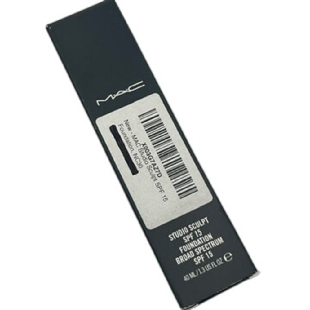 MAC Studio Sculpt Foundation NC30 40ml SPF 15 New Gel-Cream Satin Finish